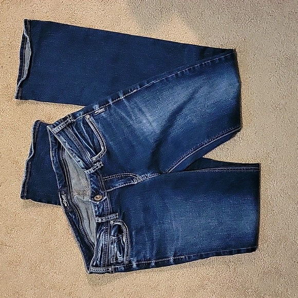 Silver Jeans Size 31/33. Tuesday slim boot. Like new, very lightly used. - Picture 7 of 7